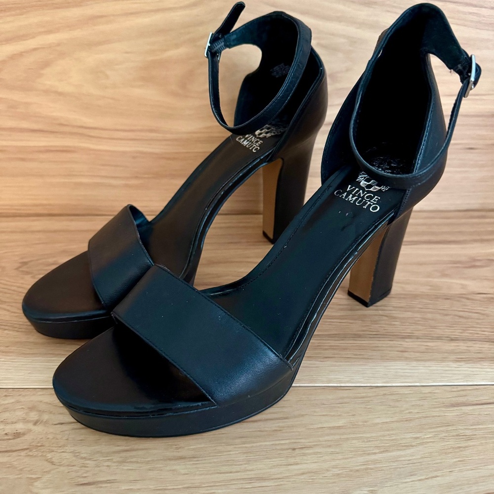 Vince Camuto Corlina Black Heels Size 11